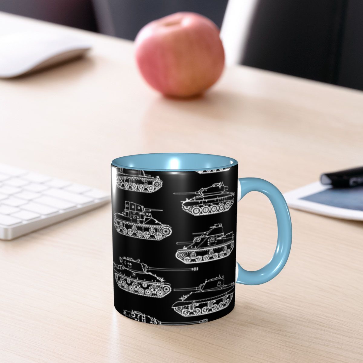 Coffee Tea World - Кружка с изображением американских танков времен